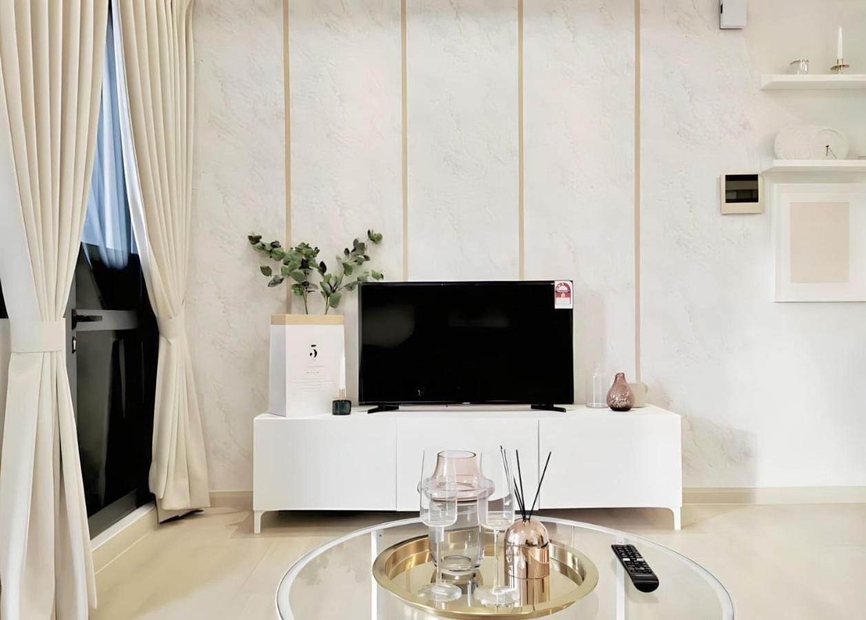 Star Residance Klcc-Two Bedroom Apartment クアラルンプール エクステリア 写真