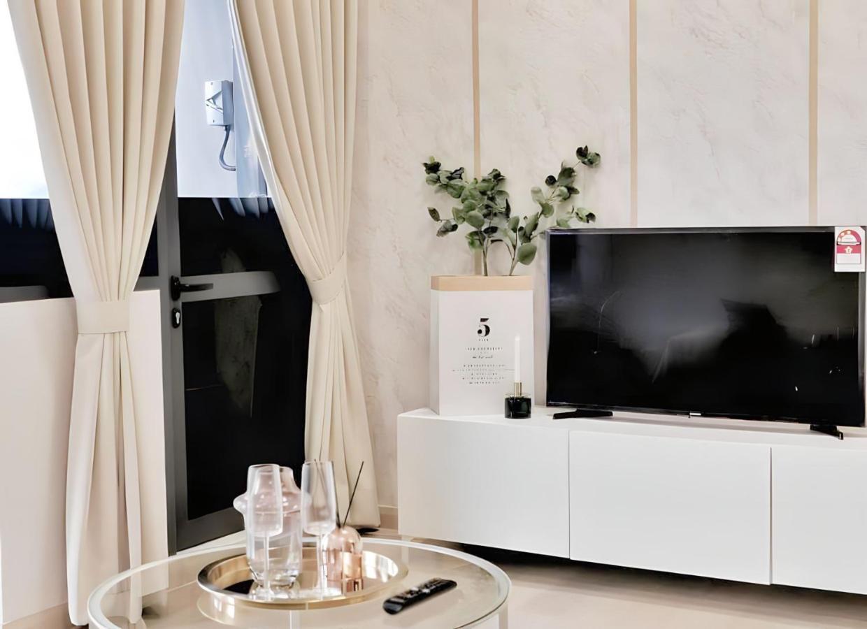 Star Residance Klcc-Two Bedroom Apartment クアラルンプール エクステリア 写真